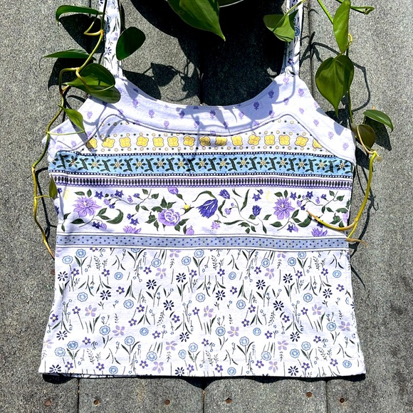 Derek Heart Tops - 🪻 Derek Heart Floral Purple Tank 🪻